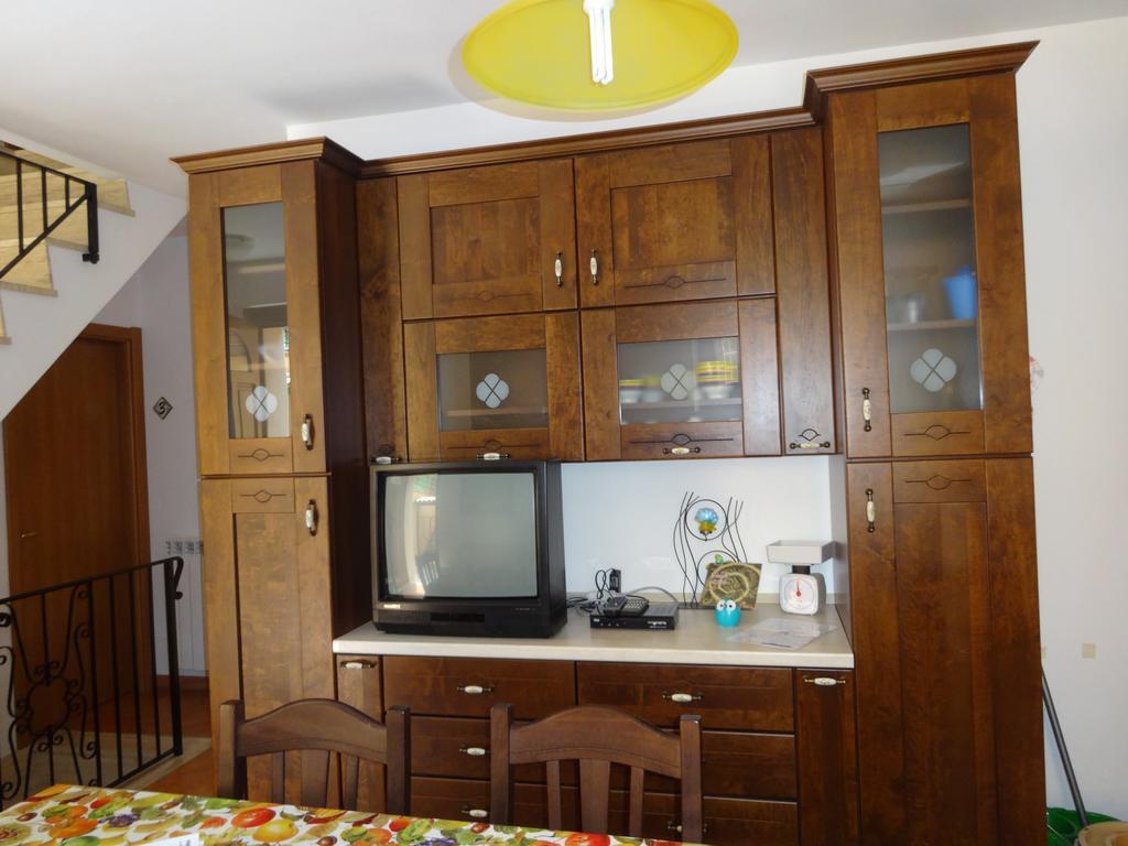 Hysnara Affittacamere Isnello Exterior foto
